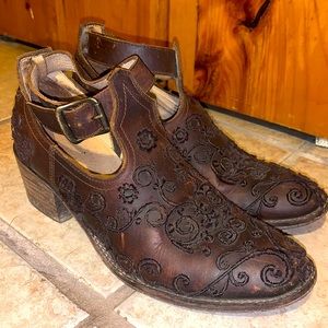 Faryl Robin Leather Boot